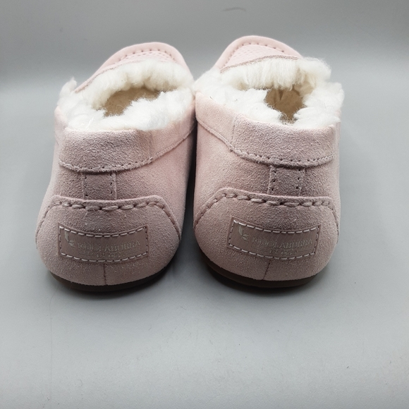 Pink Slippers - Picture 6 of 12